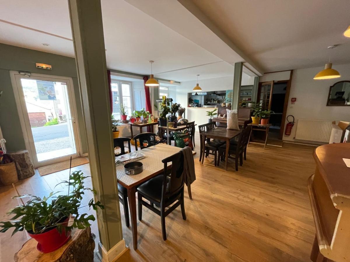 Auberge Des Trois Rivieres Condat  Eksteriør billede